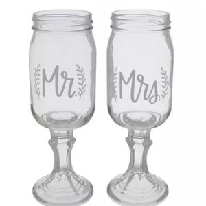 Mr & Mrs Toasting Glasses Set – Wedding Mason Jar